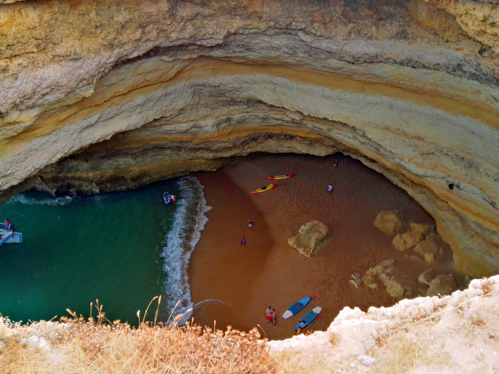 Grotte de Benagil en Algarve au sud du Portugal