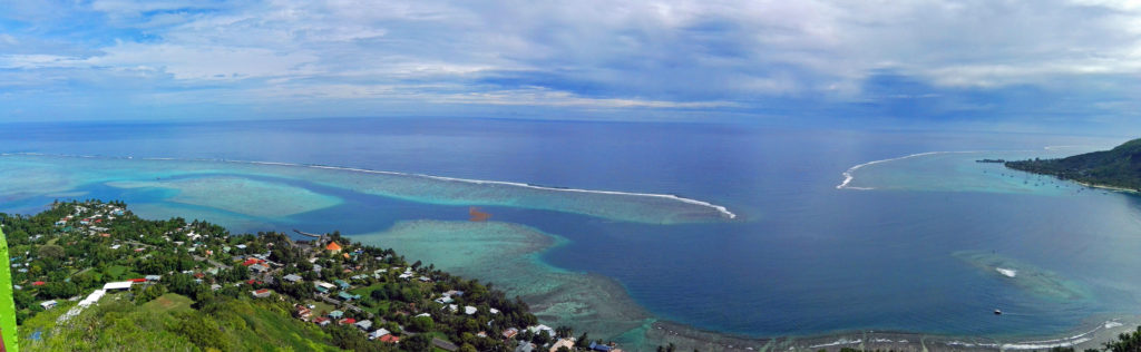 Baie de Cook sur l'île de Moorea, archipel de la Société, Polynésie Française