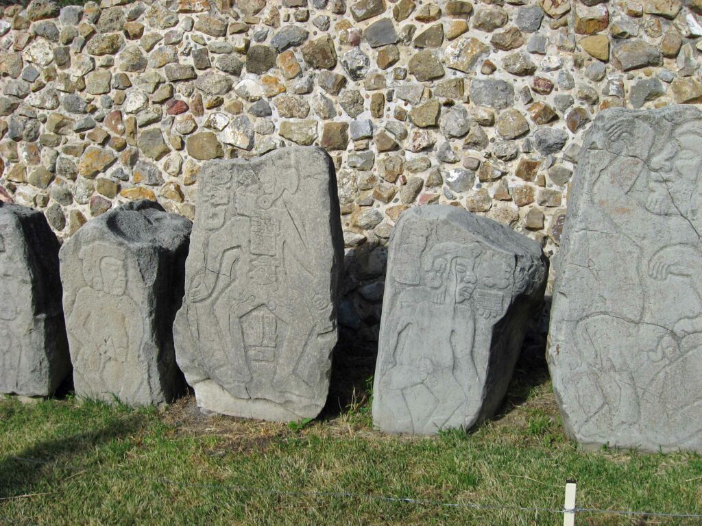 Que voir au Mexique en 10 jours Pétroglyphes de Monte Alban