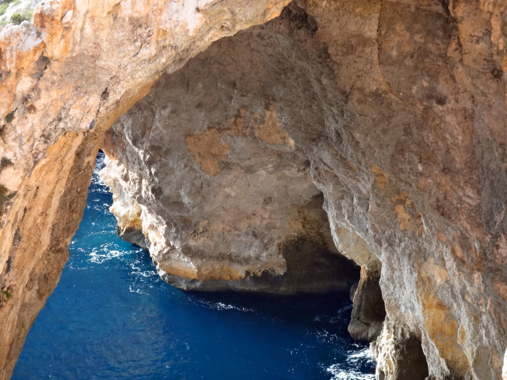 Découvrir les îles de Malte & Gozo Grotte bleue
