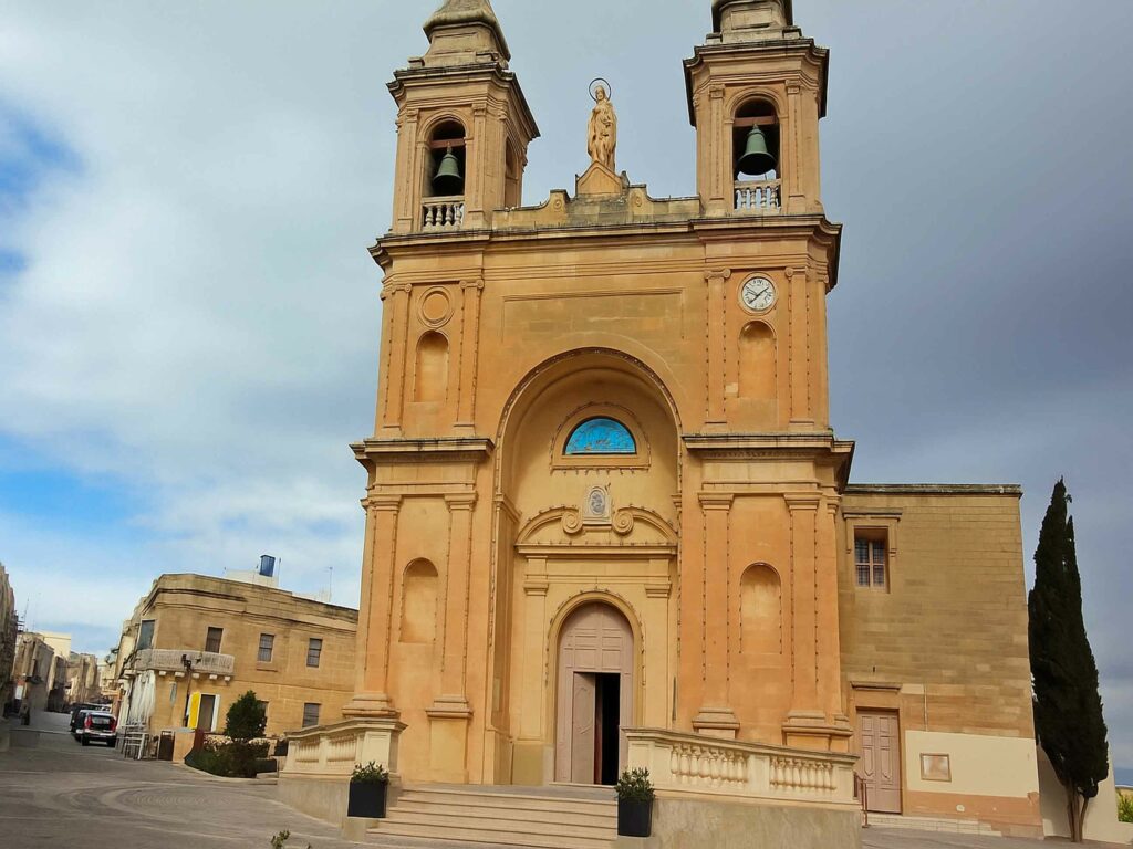 Découvrir les îles de Malte & Gozo Eglise Notre Dame de Pompéï à Marsaxlokk