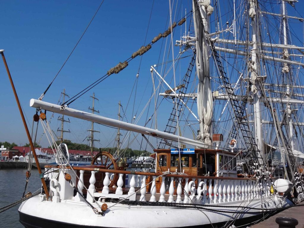 Visite guidée de Rouen : Le Bélem lors de l'Armada de Rouen