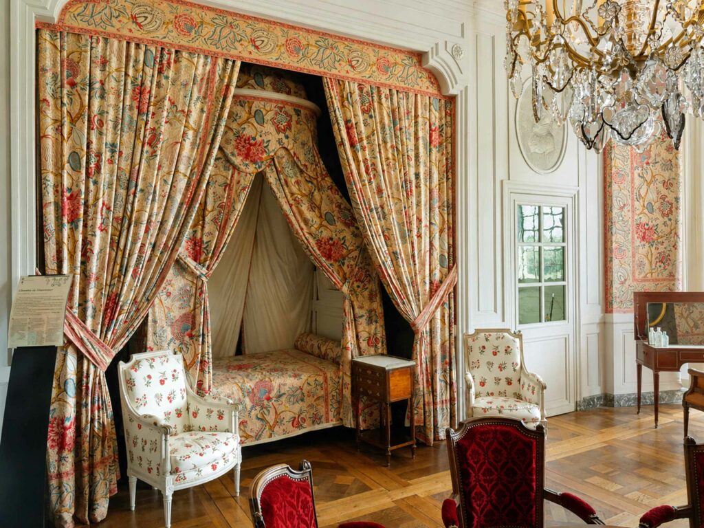 Visiter le château de Chambord : chambre du gouverneur
