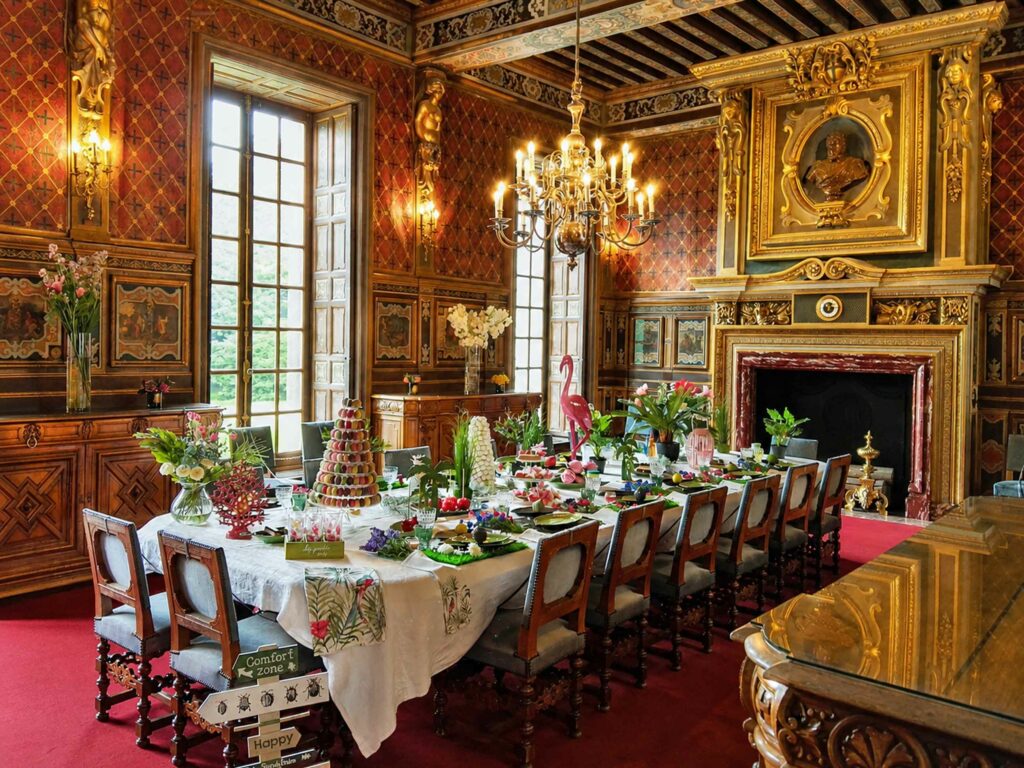 Visiter le Château de Cheverny : la grande salle à manger