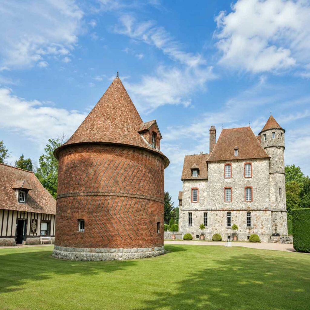 Que voir au Château de Vascoeuil : colombier du XVIIe siècle