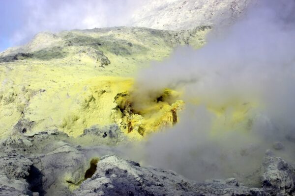 Découvrir le Dallol volcan de soufre :  lac de soufre