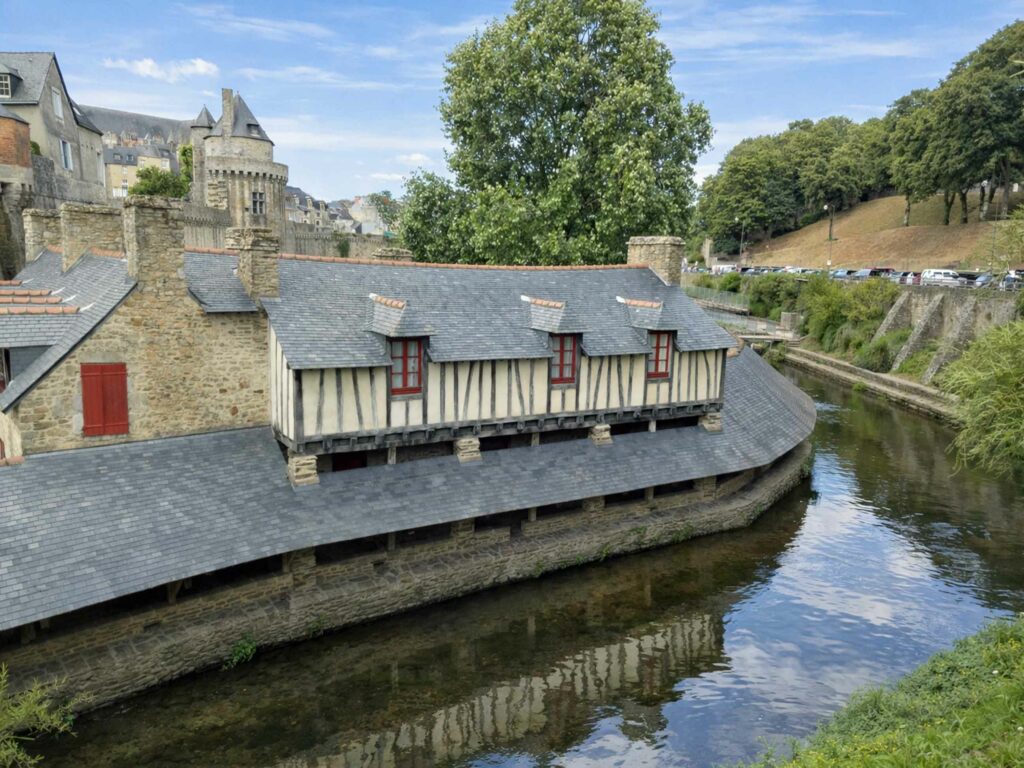Road-trip dans le Morbihan : Les lavoirs de Vannes au bord de la rivière de la Marle
