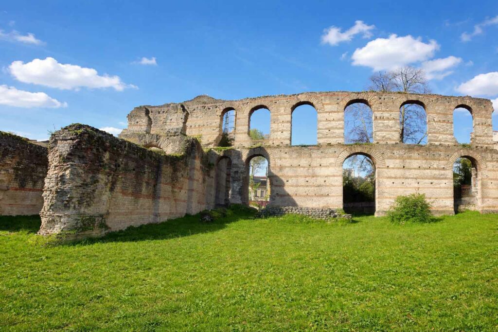 Que découvrir à Bordeaux : palais Gallien